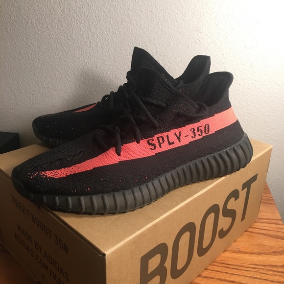 Yeezy 350 core black red size 10 authentic - Picture 2 of 8